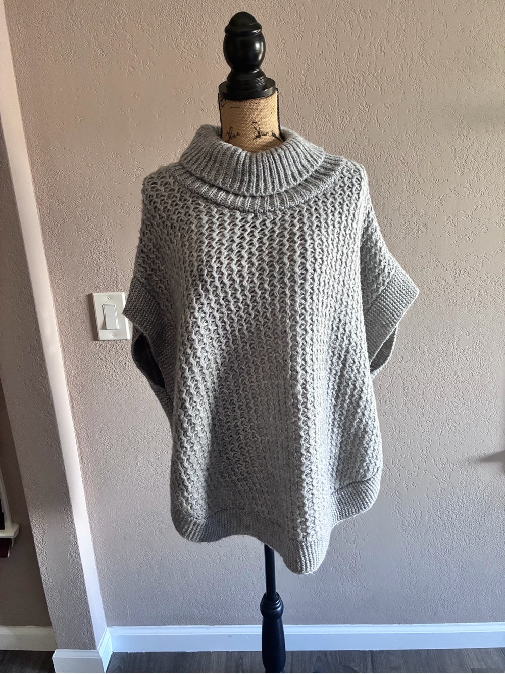 LC Lauren Conrad Light Gray Knit Cowl Neck Poncho